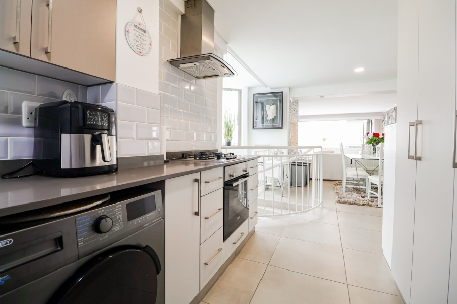 2 Bedroom Property for Sale in Island View Western Cape